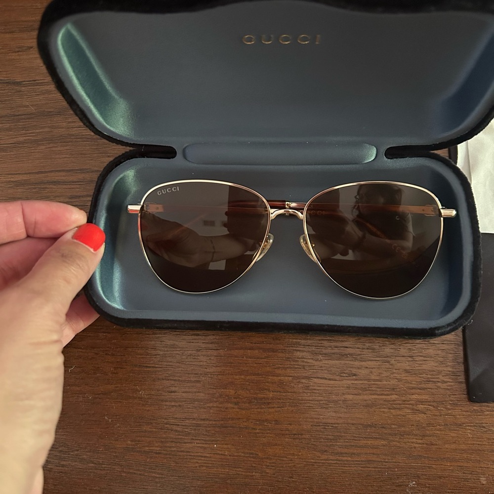 Gucci Navigator sunglasses - Picture 2 of 9